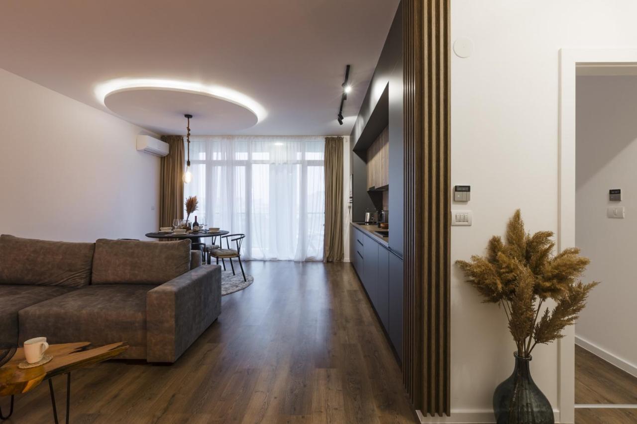 Apartment Near Iulius Mall With Balcony & Private Parking Timisoara Bagian luar foto