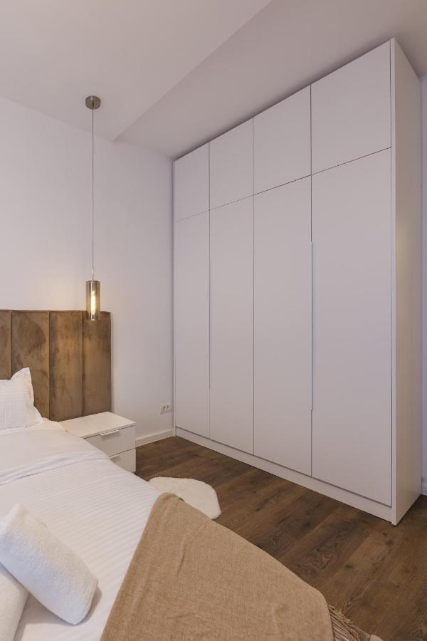 Apartment Near Iulius Mall With Balcony & Private Parking Timisoara Bagian luar foto