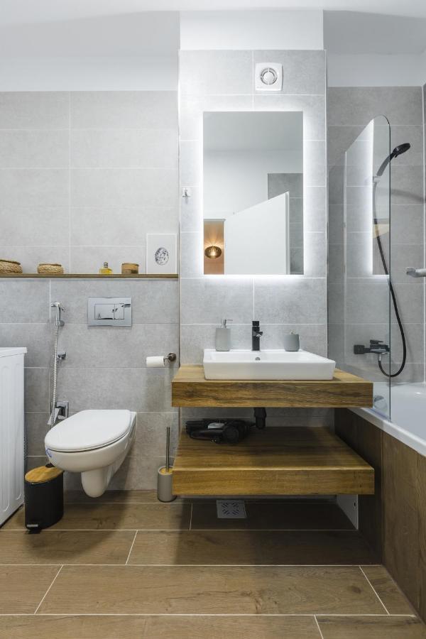 Apartment Near Iulius Mall With Balcony & Private Parking Timisoara Bagian luar foto