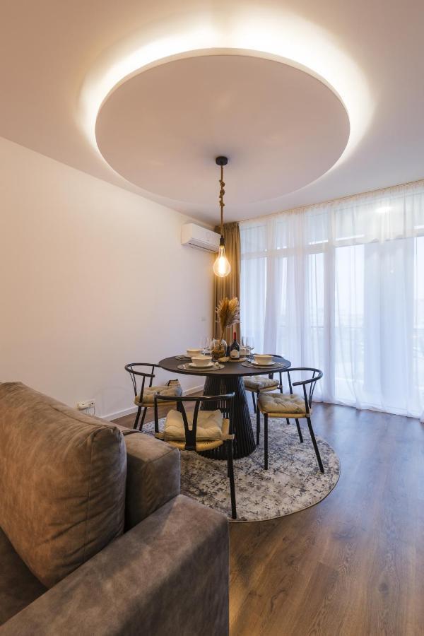 Apartment Near Iulius Mall With Balcony & Private Parking Timisoara Bagian luar foto